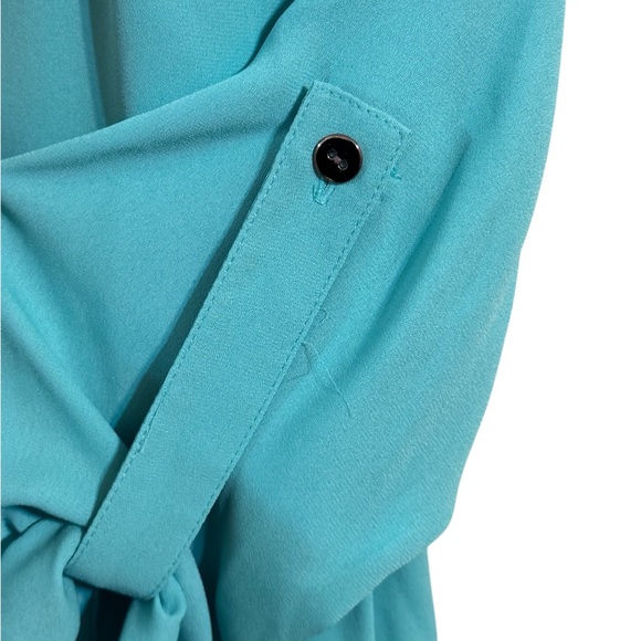 Alfani Blouse - Teal in color and size 4P - Picture 3 of 5